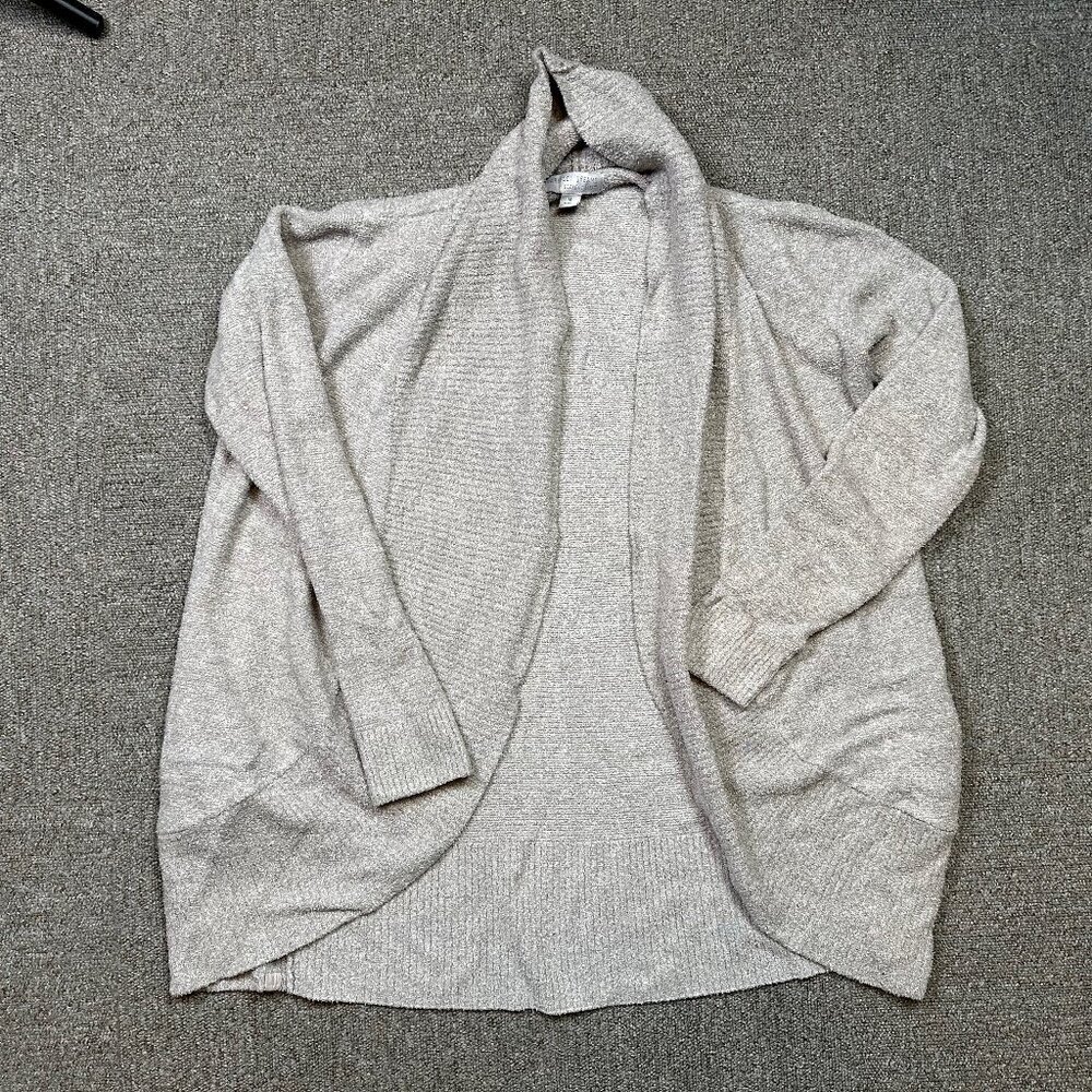 Barefoot Dreams CozyChic Lite Circle Cardigan Style 452 Size Medium Light Grey